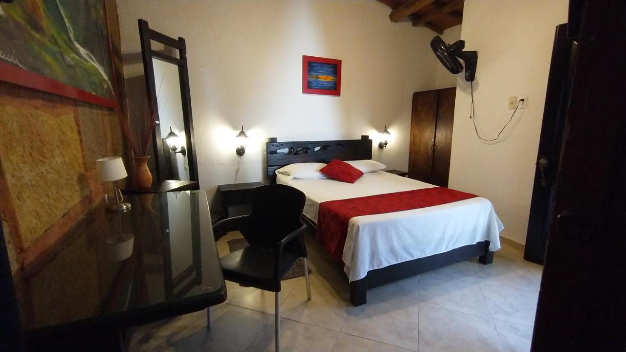 Santander Aleman Hostel San Gil Exterior foto